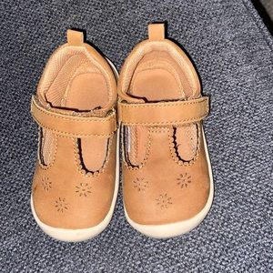 Toddler Stride Rite toddler size 6 wide